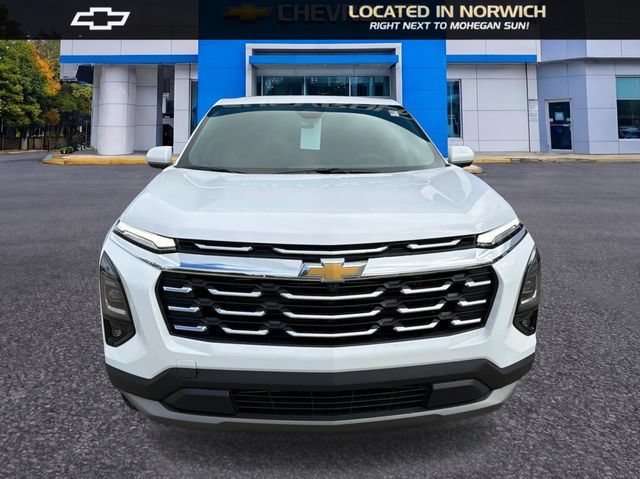 New 2026 Chevrolet Equinox LT w/ Safety and Technology Package FWD image 2