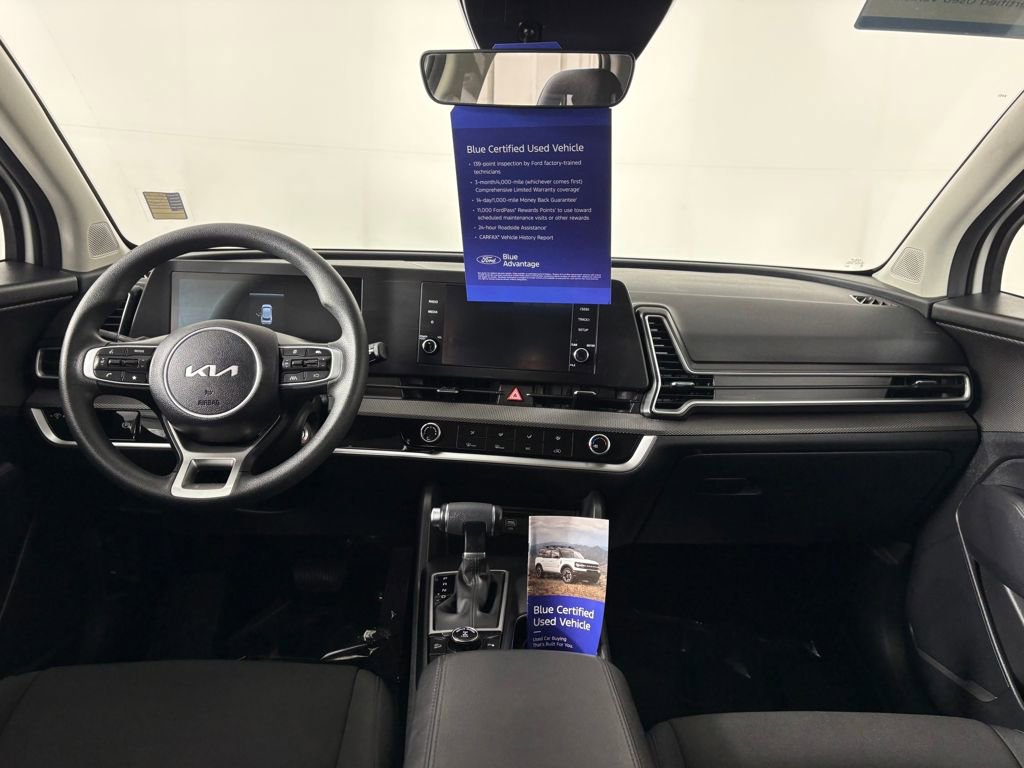 Used 2025 Kia Sportage LX image 26