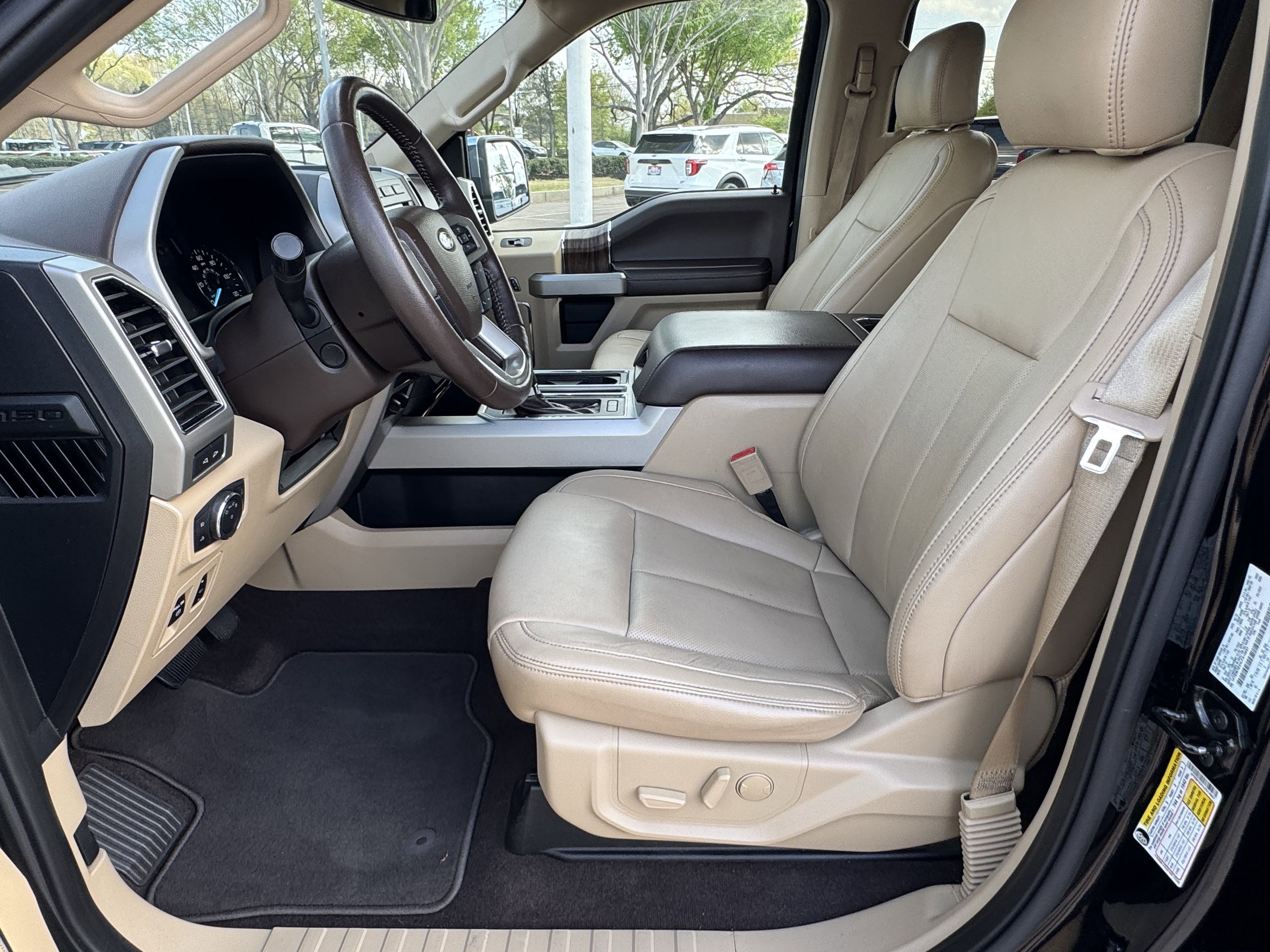 Used 2020 Ford F150 Lariat w/ Equipment Group 502A Luxury image 9