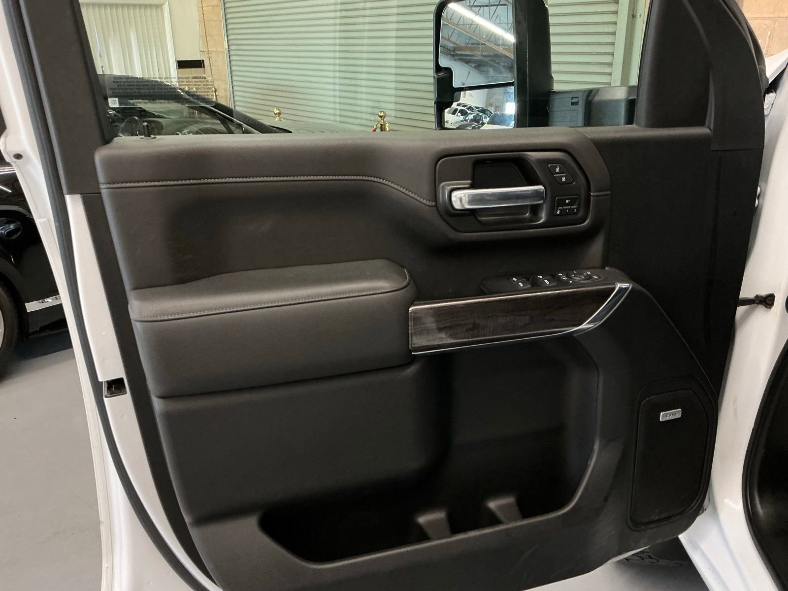 Used 2022 Chevrolet Silverado 2500 LTZ w/ LTZ Premium Package image 15