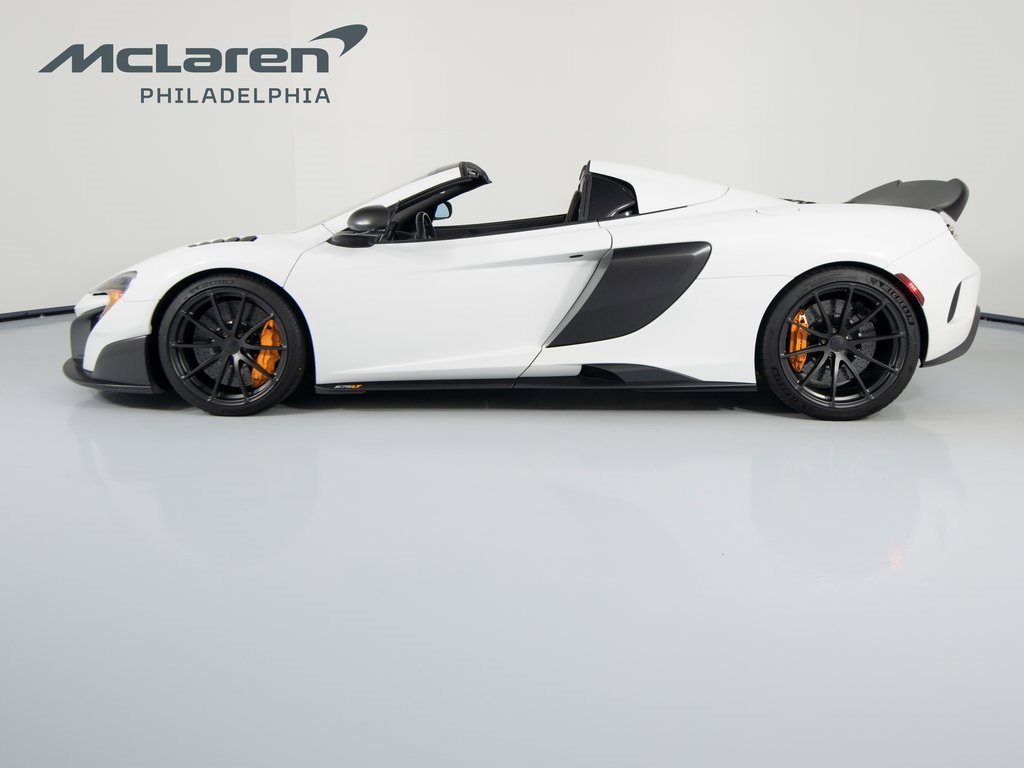 Used 2016 McLaren 675LT Spider image 9