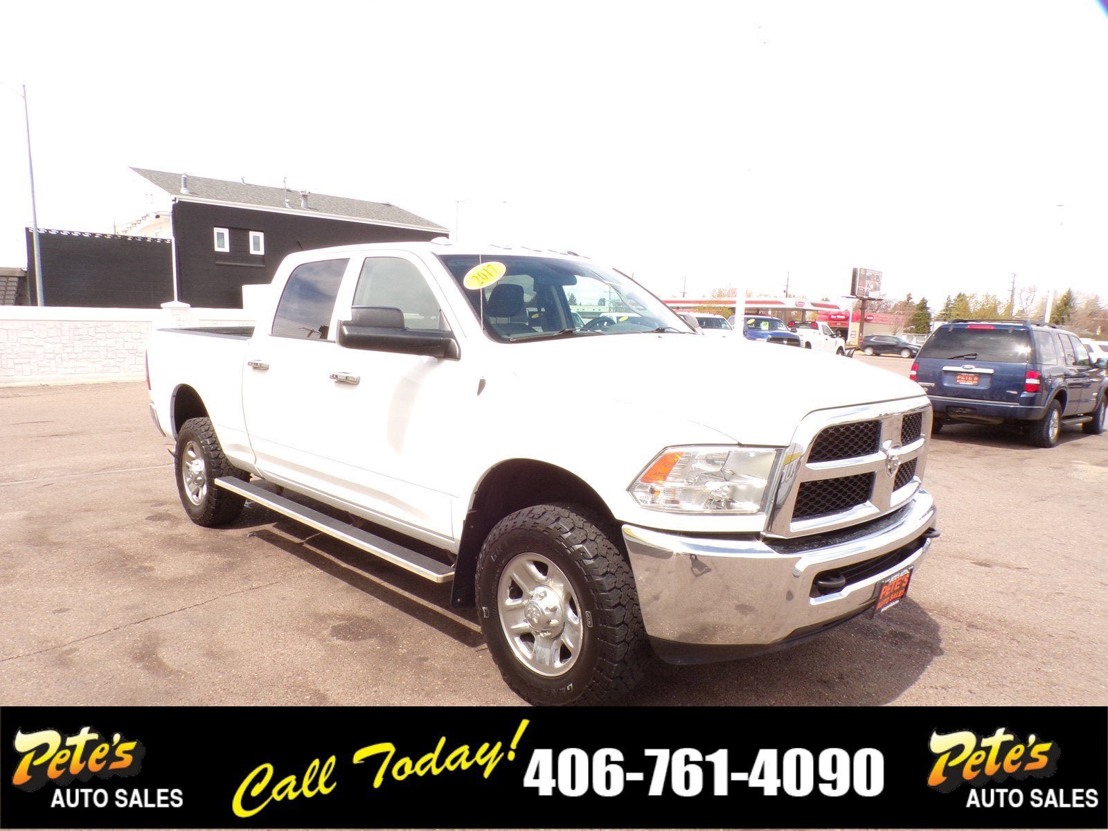 Used 2017 RAM 2500 Tradesman w/ Chrome Appearance Group AWD/4WD image 6