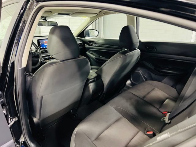 Used 2025 Nissan Altima 2.5 S FWD image 23
