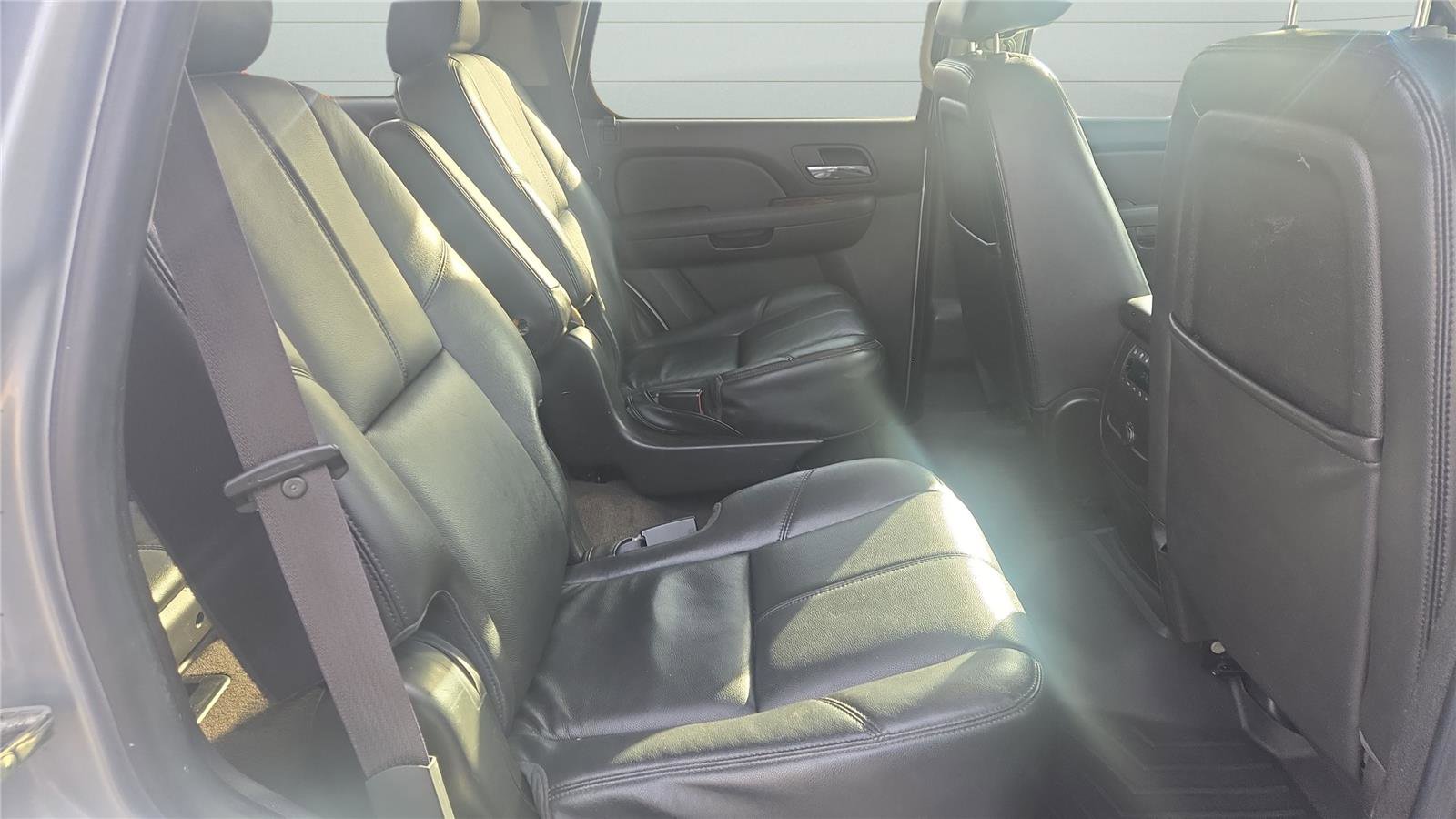 Used 2012 GMC Yukon SLT w/ Regional Value Package image 21