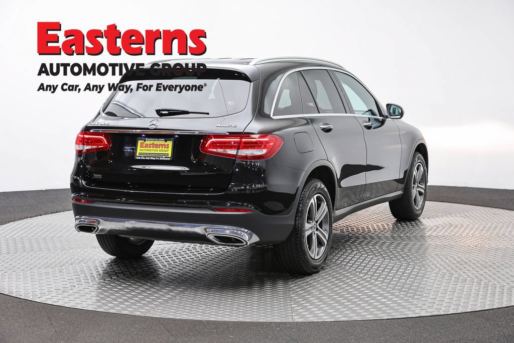 Used 2018 Mercedes-Benz GLC 300 4MATIC image 5