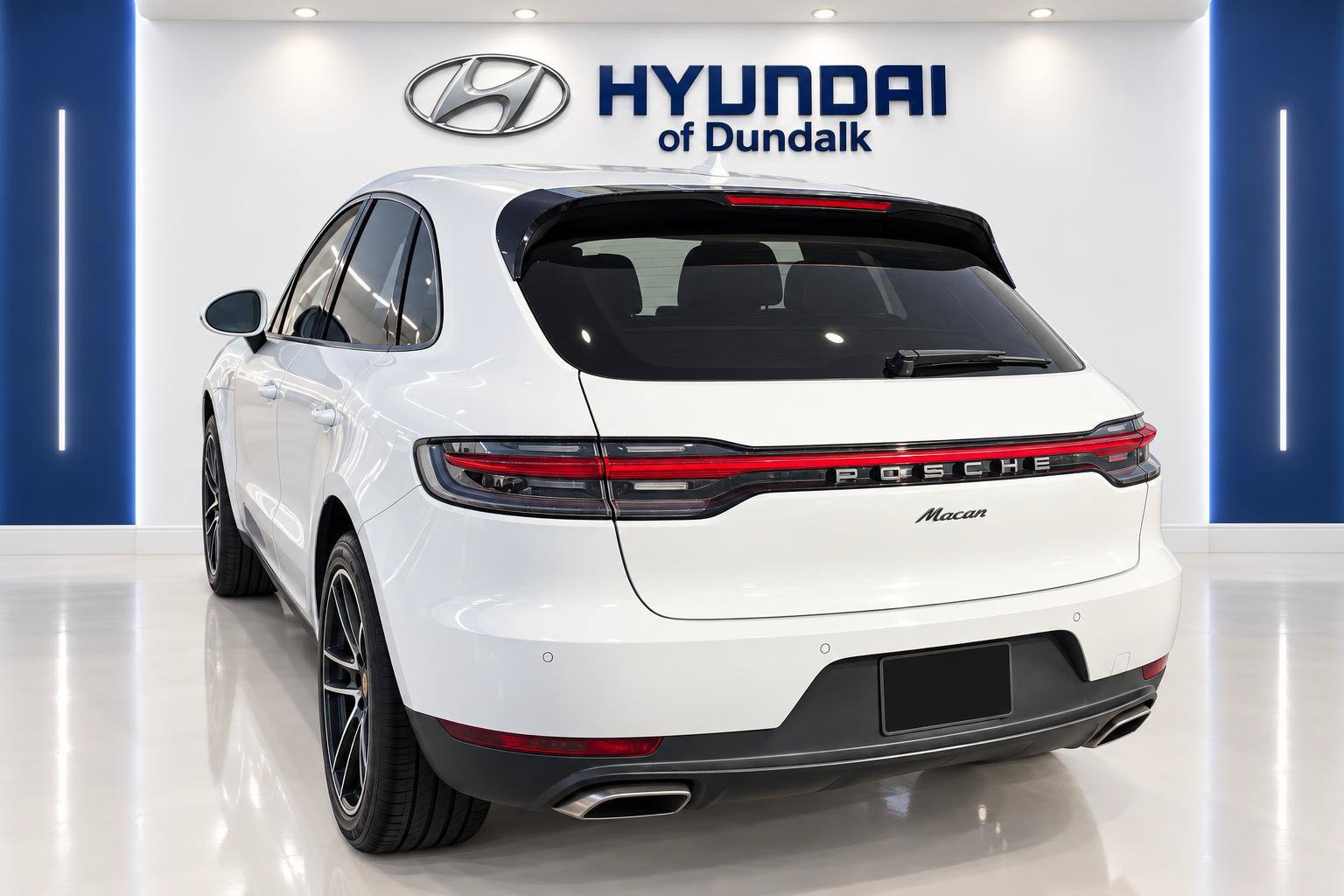 Used 2021 Porsche Macan AWD/4WD image 6