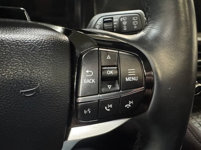 Used 2025 Ford Explorer Platinum w/ LUX Leather Package AWD/4WD image 18
