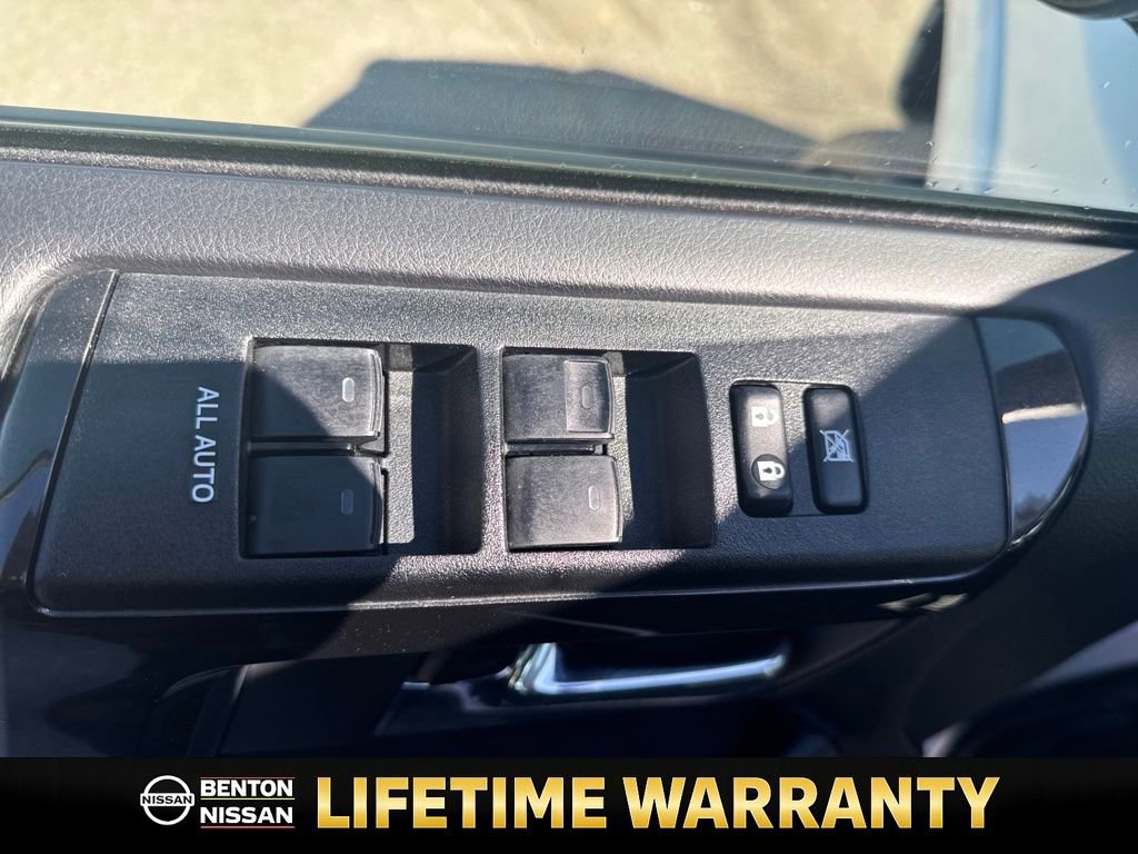 Used 2024 Toyota 4Runner TRD Off-Road Premium image 12