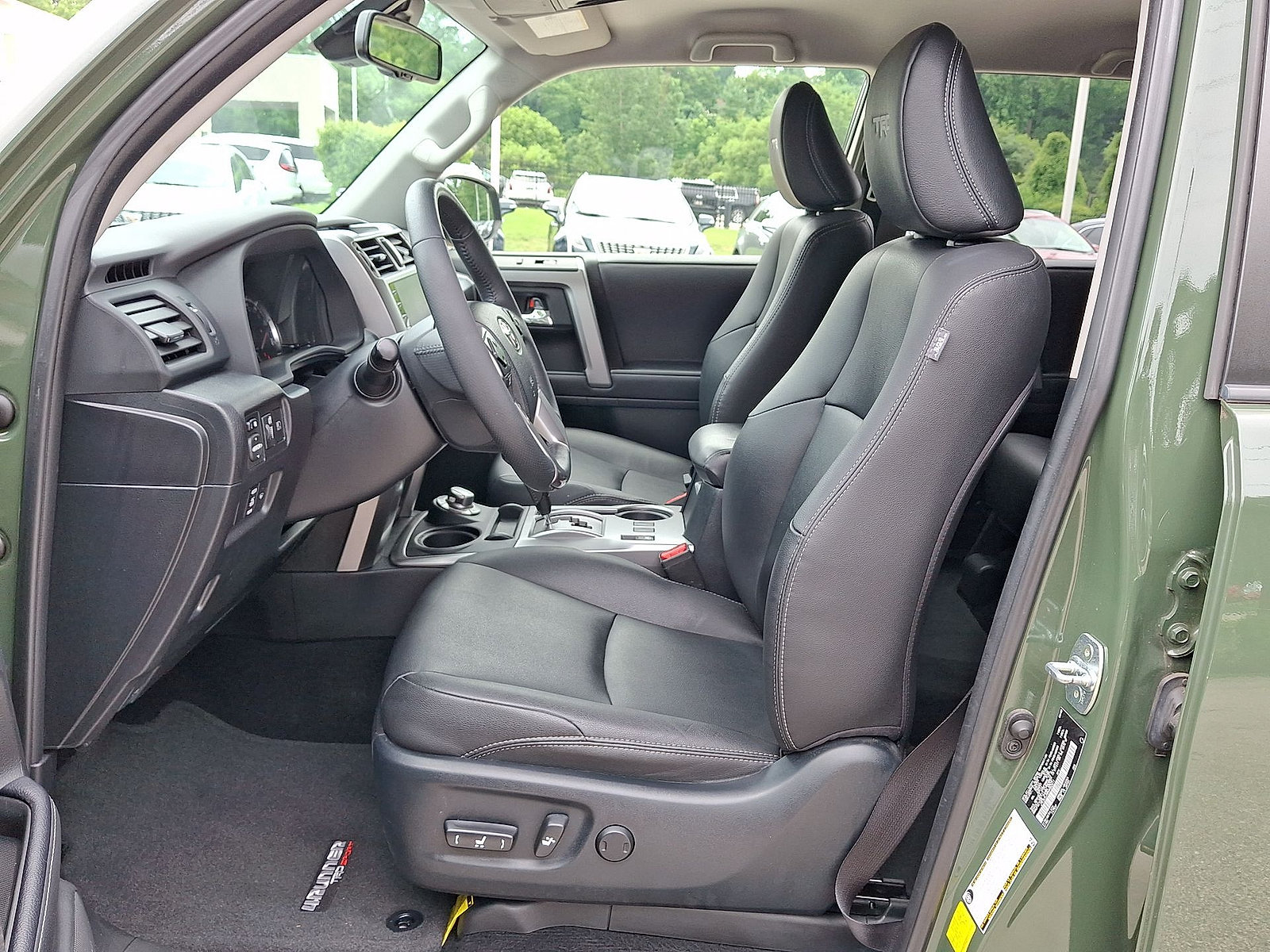 Used 2022 Toyota 4Runner TRD Sport w/ Technology Package AWD/4WD image 11