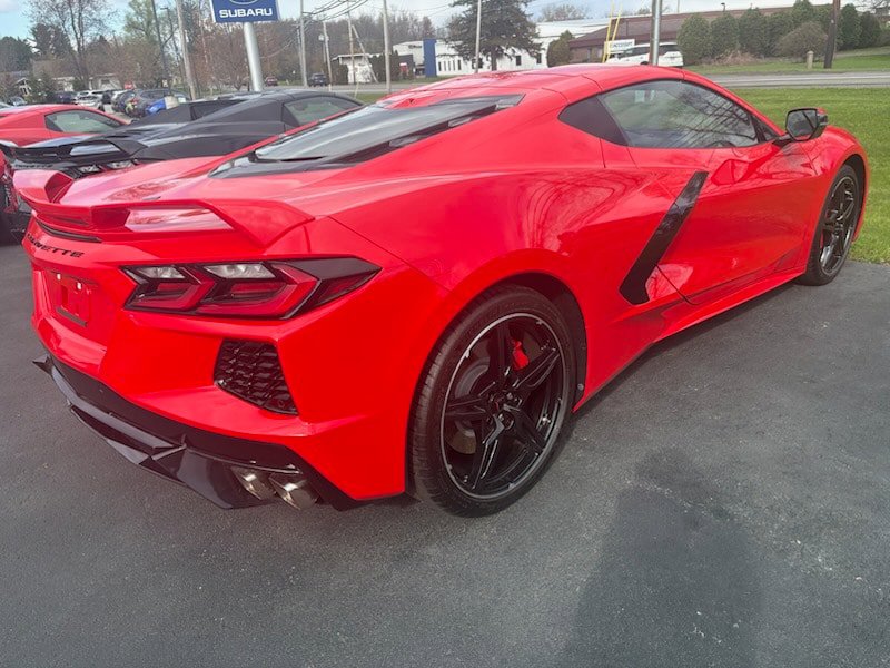 Used 2020 Chevrolet Corvette Stingray Premium Cpe w/ 3LT Preferred Equipment Group image 5