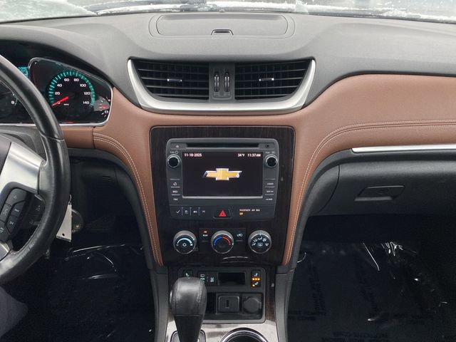 Used 2017 Chevrolet Traverse LT image 8