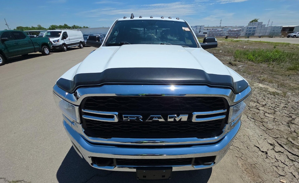 Used 2022 RAM 3500 Tradesman AWD/4WD image 2