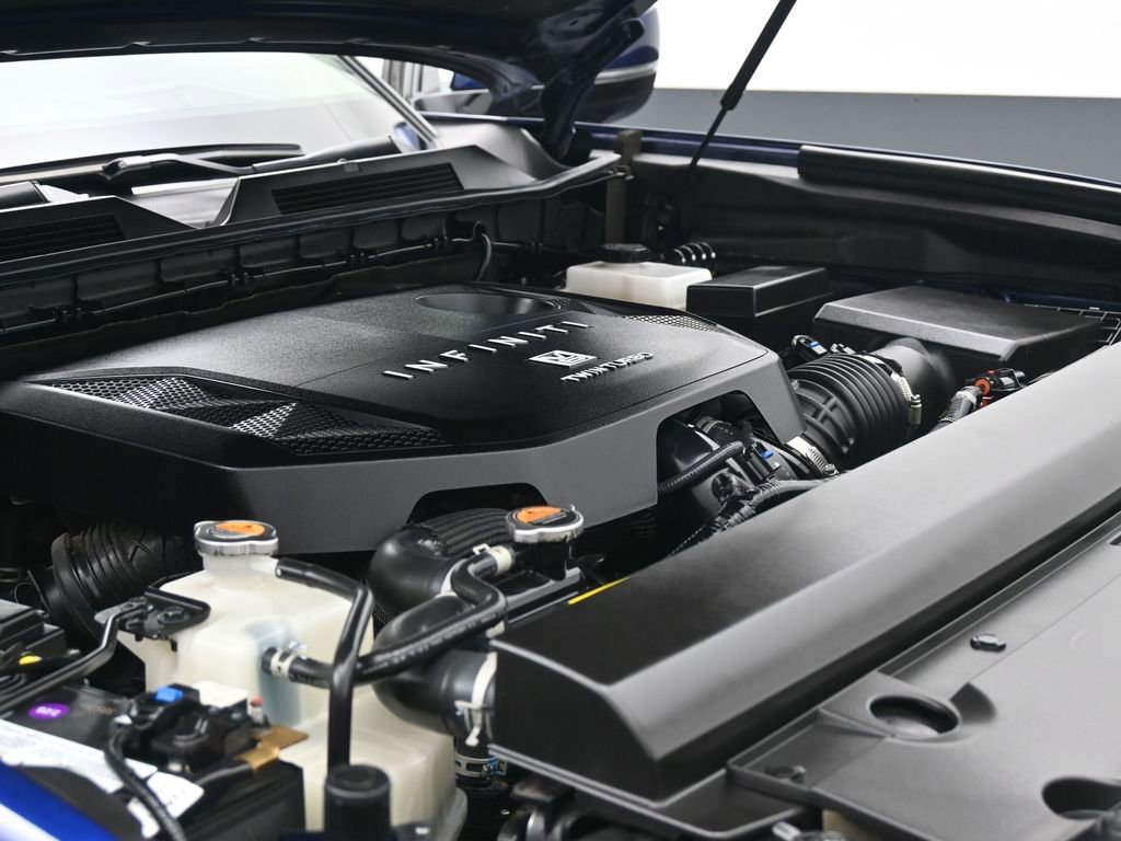 Certified 2025 INFINITI QX80 Sensory image 32