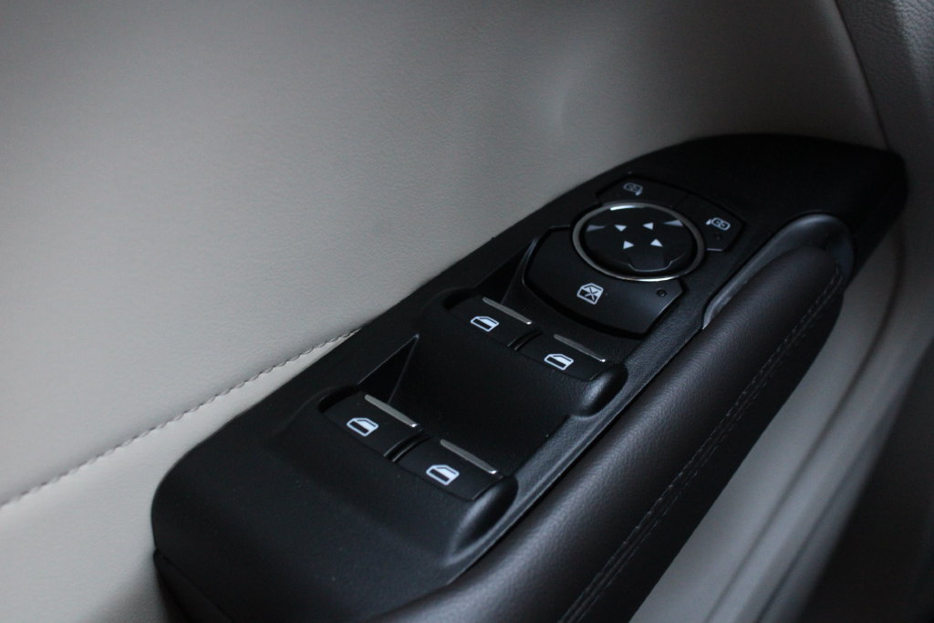 Used 2019 Lincoln MKC Premiere AWD/4WD image 8
