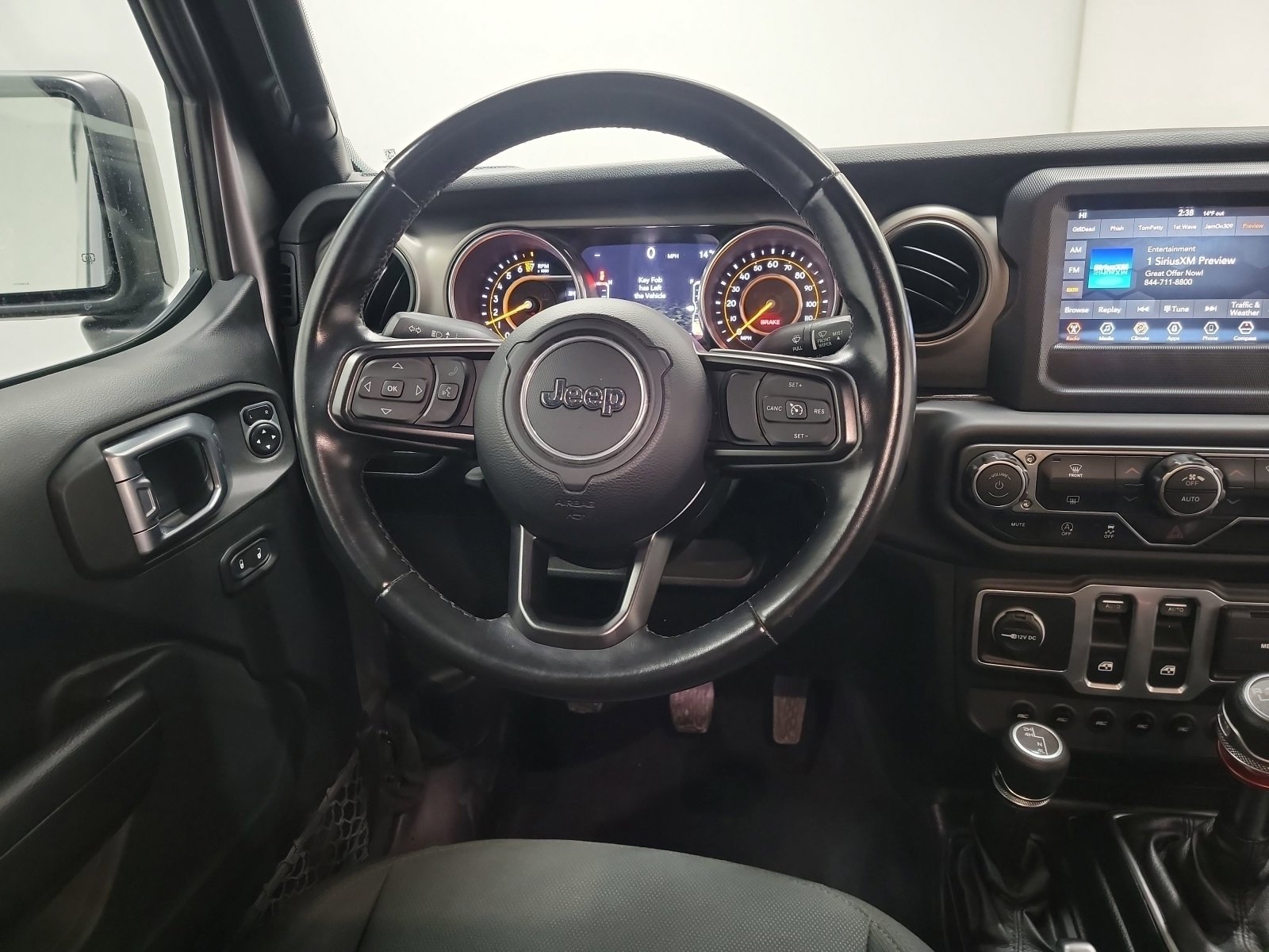 Used 2018 Jeep Wrangler Sport image 16