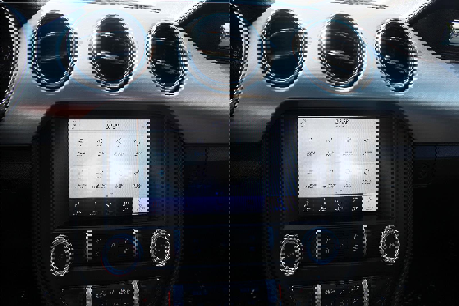 Used 2019 Ford Mustang Premium image 29