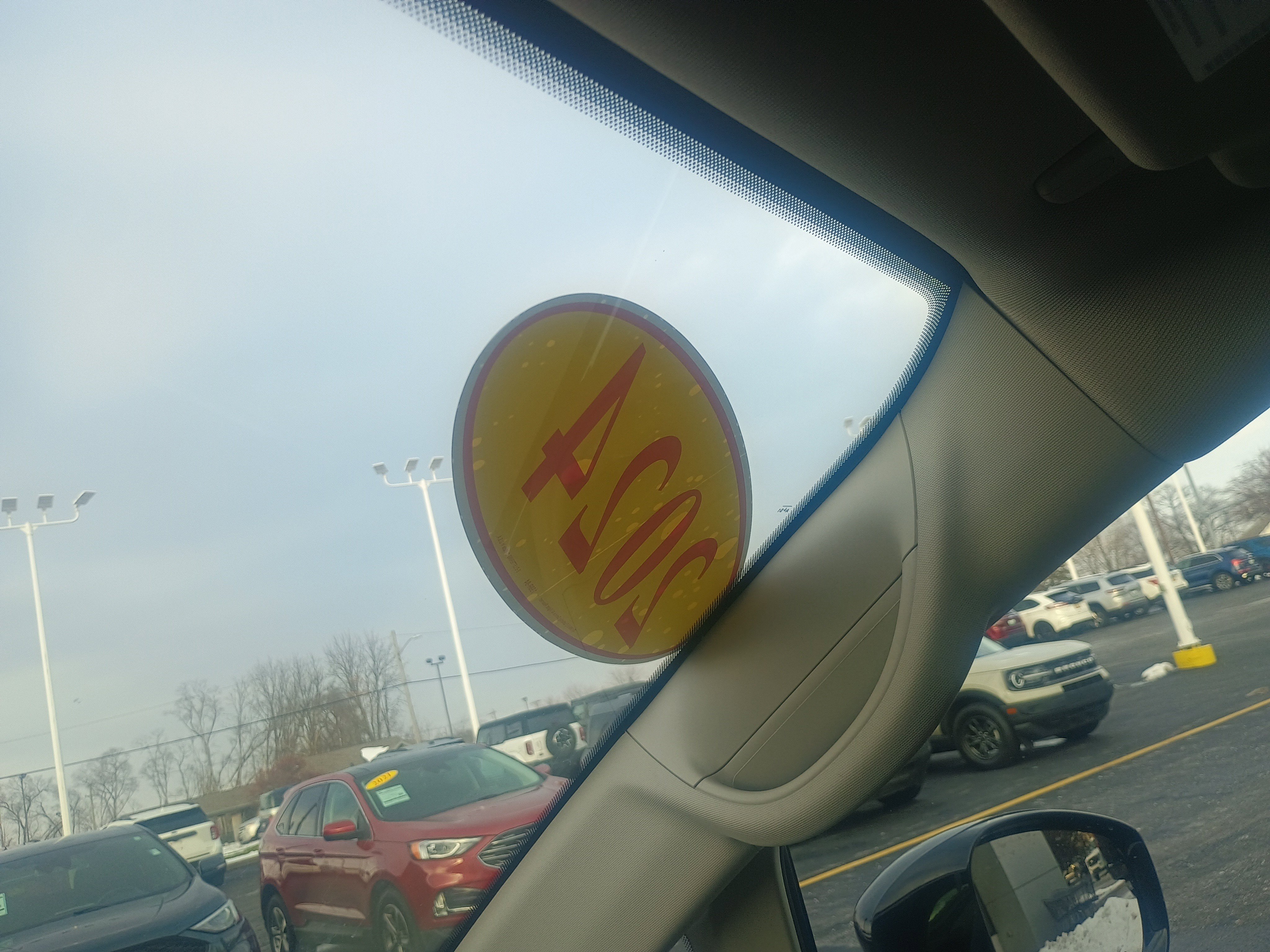 Used 2024 Chrysler Pacifica Touring-L image 37