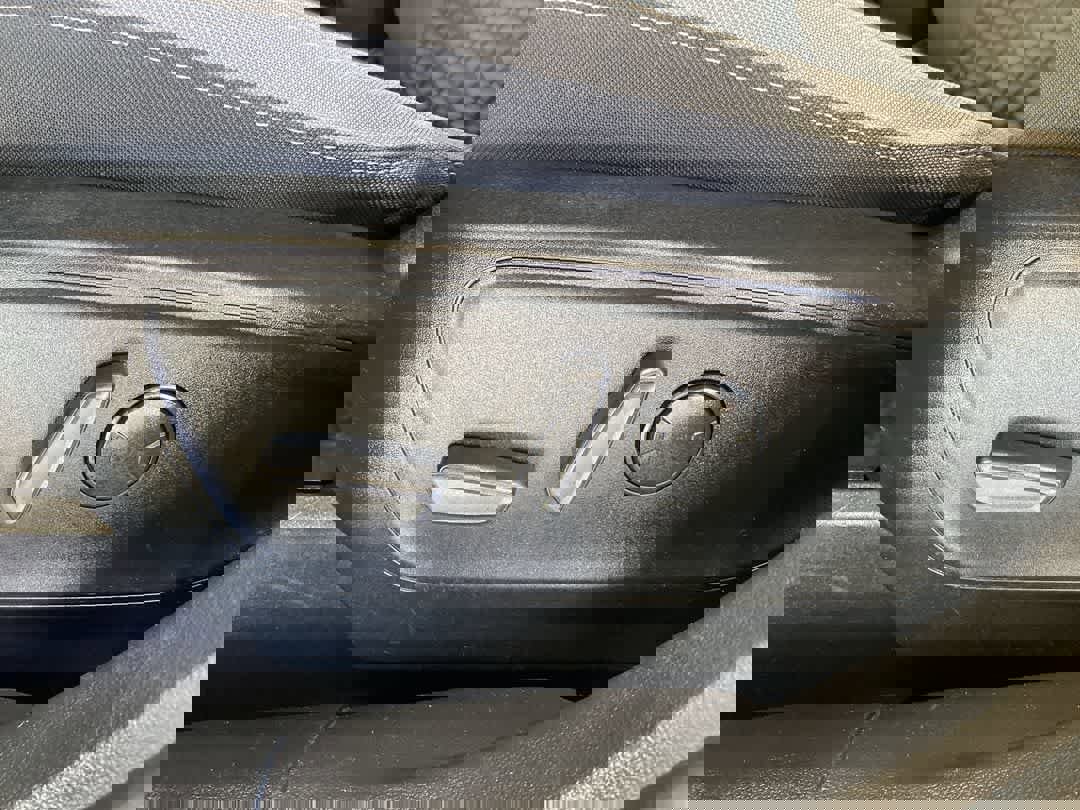 Used 2020 Ford Escape SE image 12