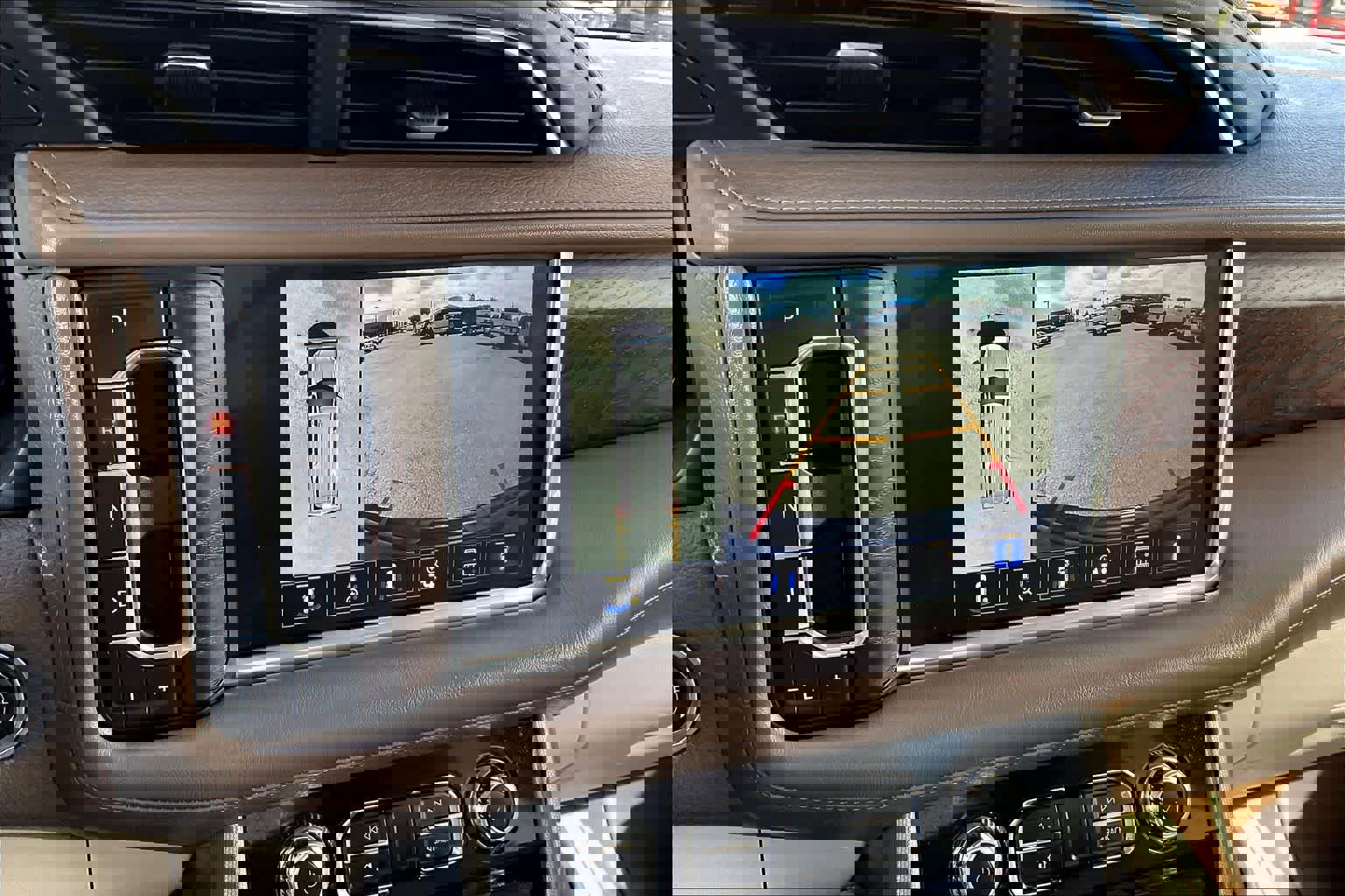 Used 2023 GMC Yukon XL Denali image 27