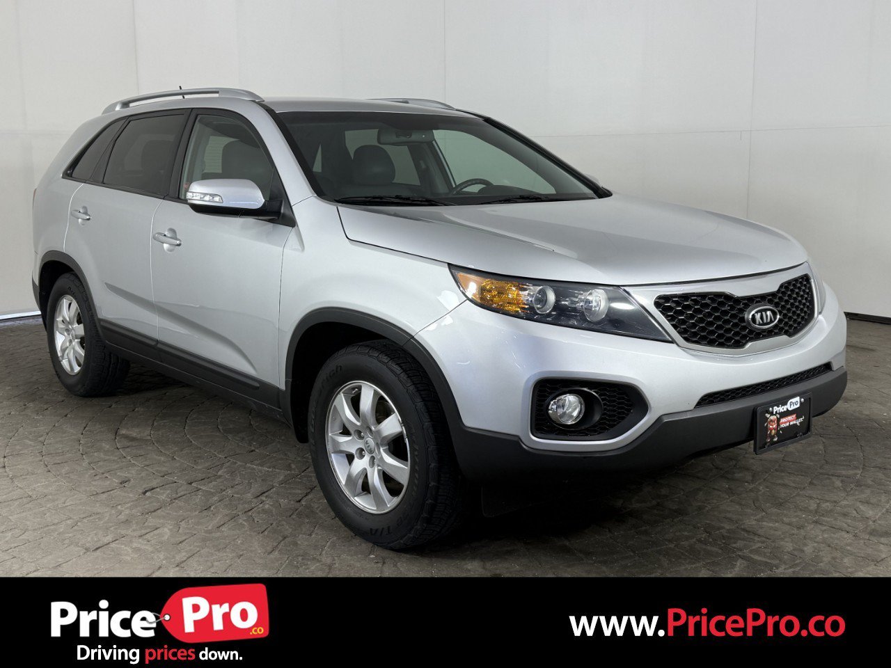 Used 2012 Kia Sorento LX w/ Convenience Pkg FWD image 1