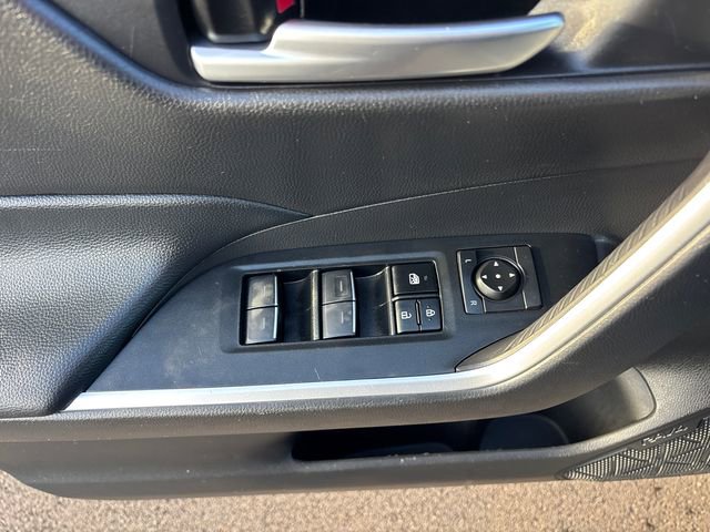 Used 2025 Toyota RAV4 XLE image 13