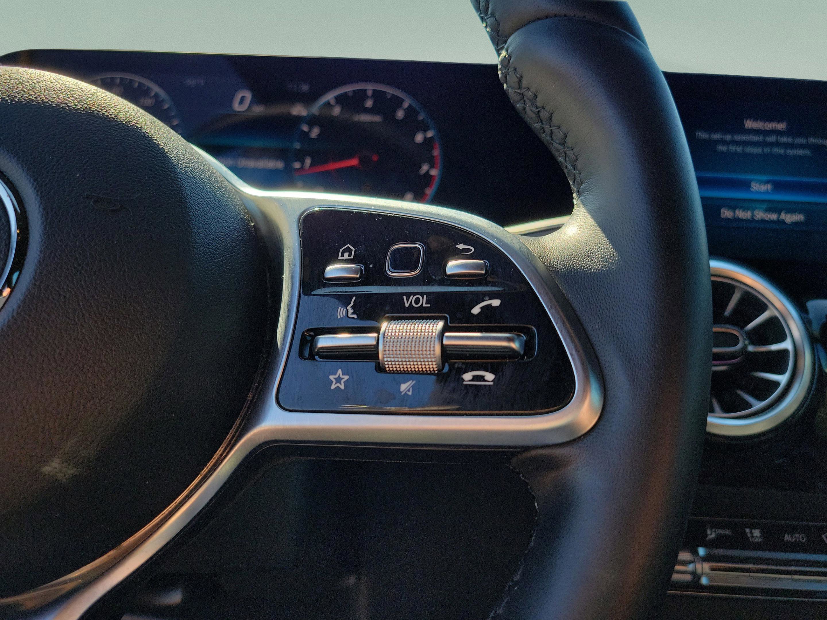 Certified 2023 Mercedes-Benz GLA 250 4MATIC image 24