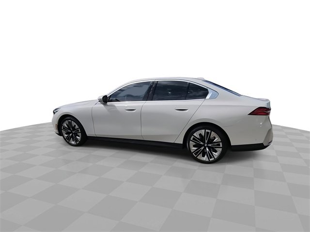 Used 2024 BMW 530i 530i w/ Premium Package image 6