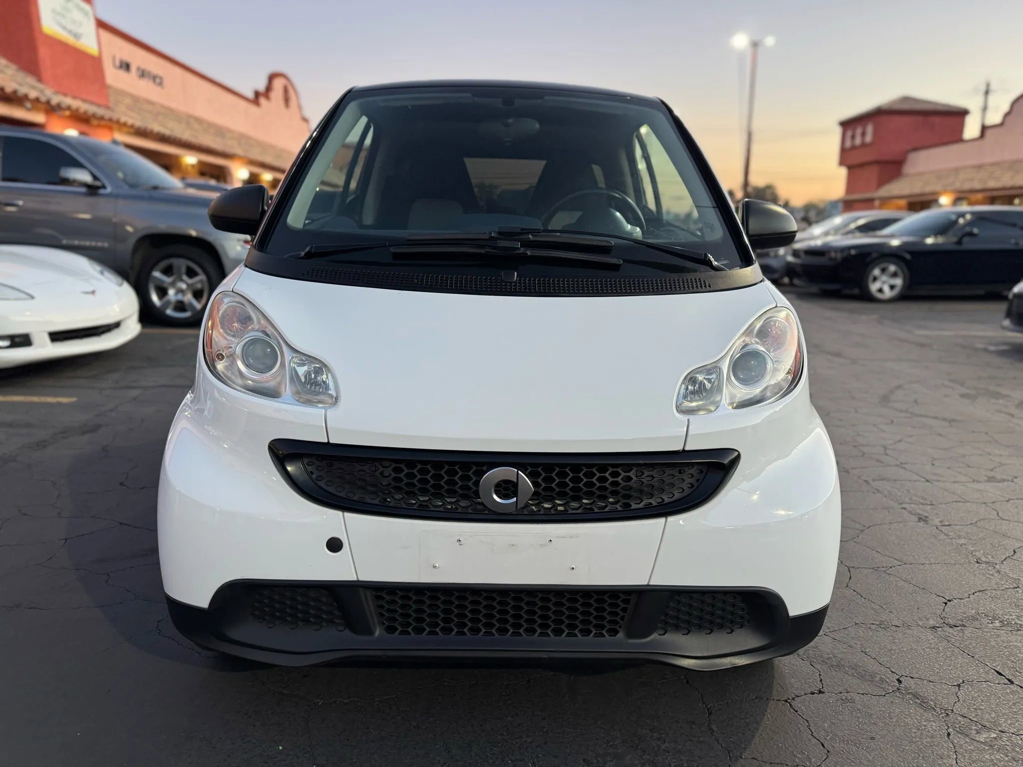 Used 2015 smart fortwo pure image 3