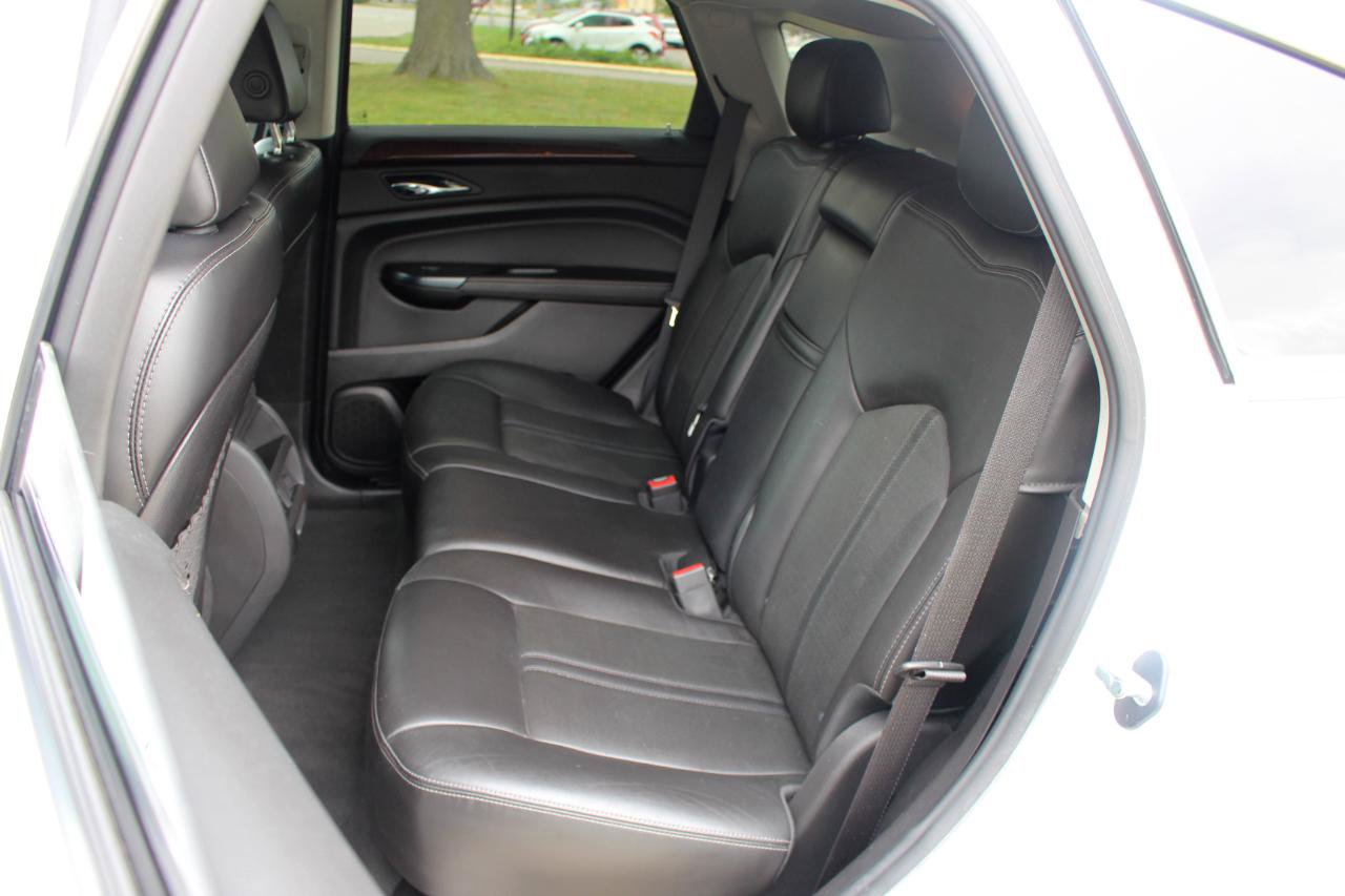 Used 2015 Cadillac SRX Performance w/ Driver Awareness Package AWD/4WD image 34