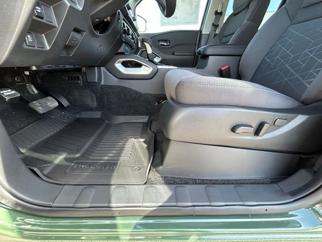 New 2026 Nissan Frontier SV w/ All-Weather Content Package AWD/4WD image 27
