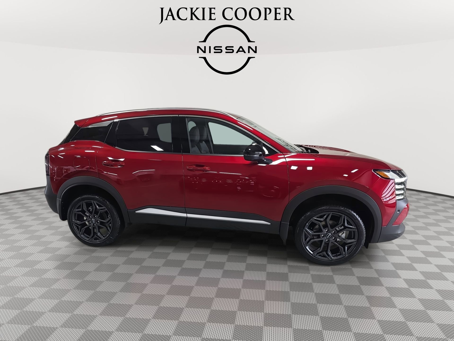 New 2026 Nissan Kicks SR FWD image 4