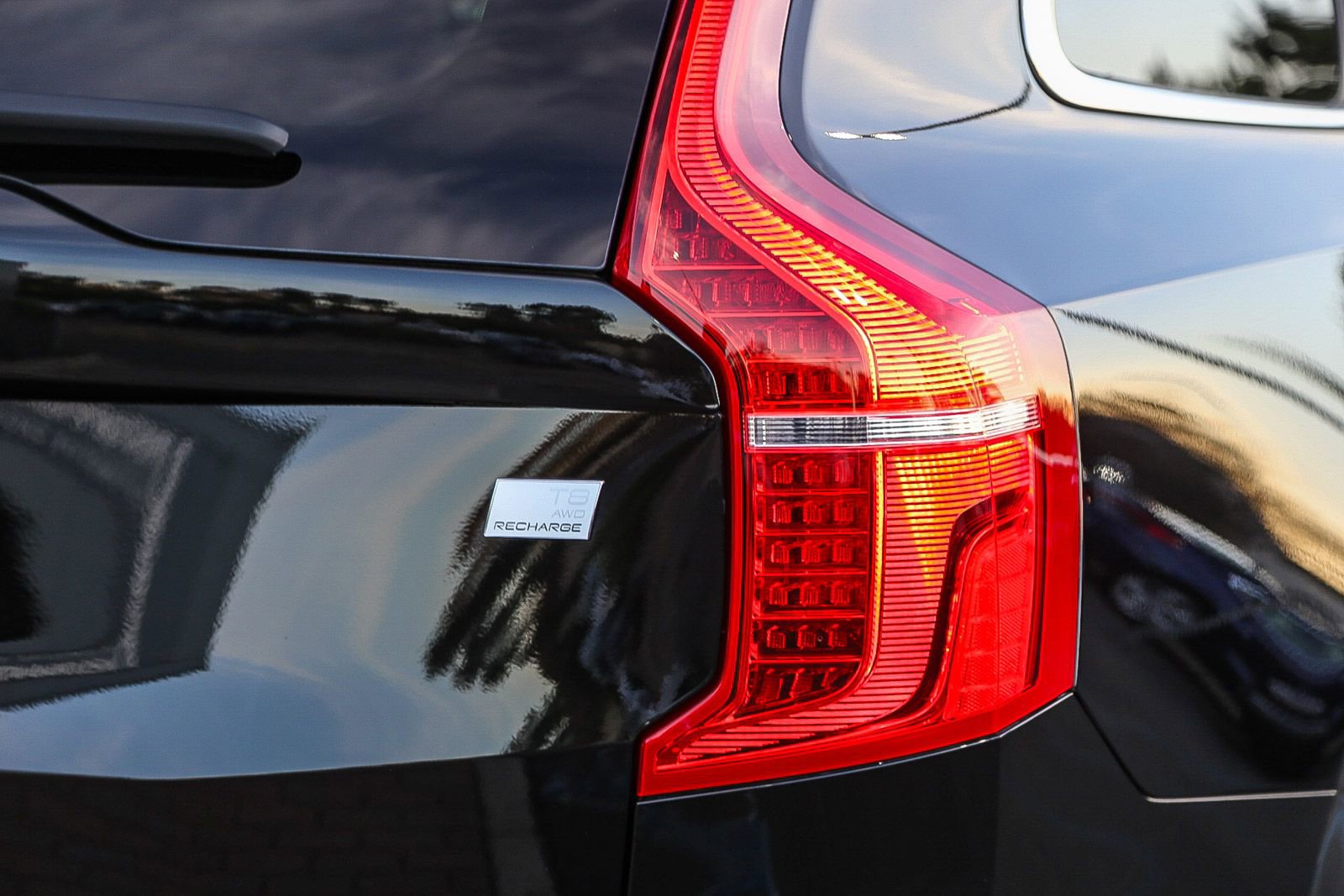 Used 2023 Volvo XC90 T8 Ultimate image 9