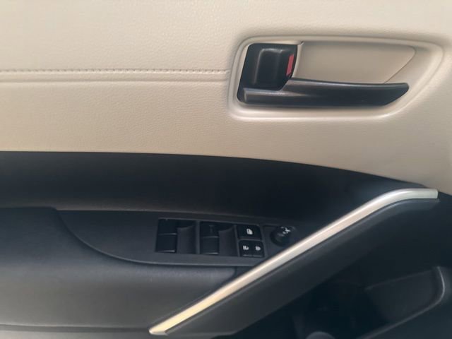 Certified 2023 Toyota Corolla Cross L image 9