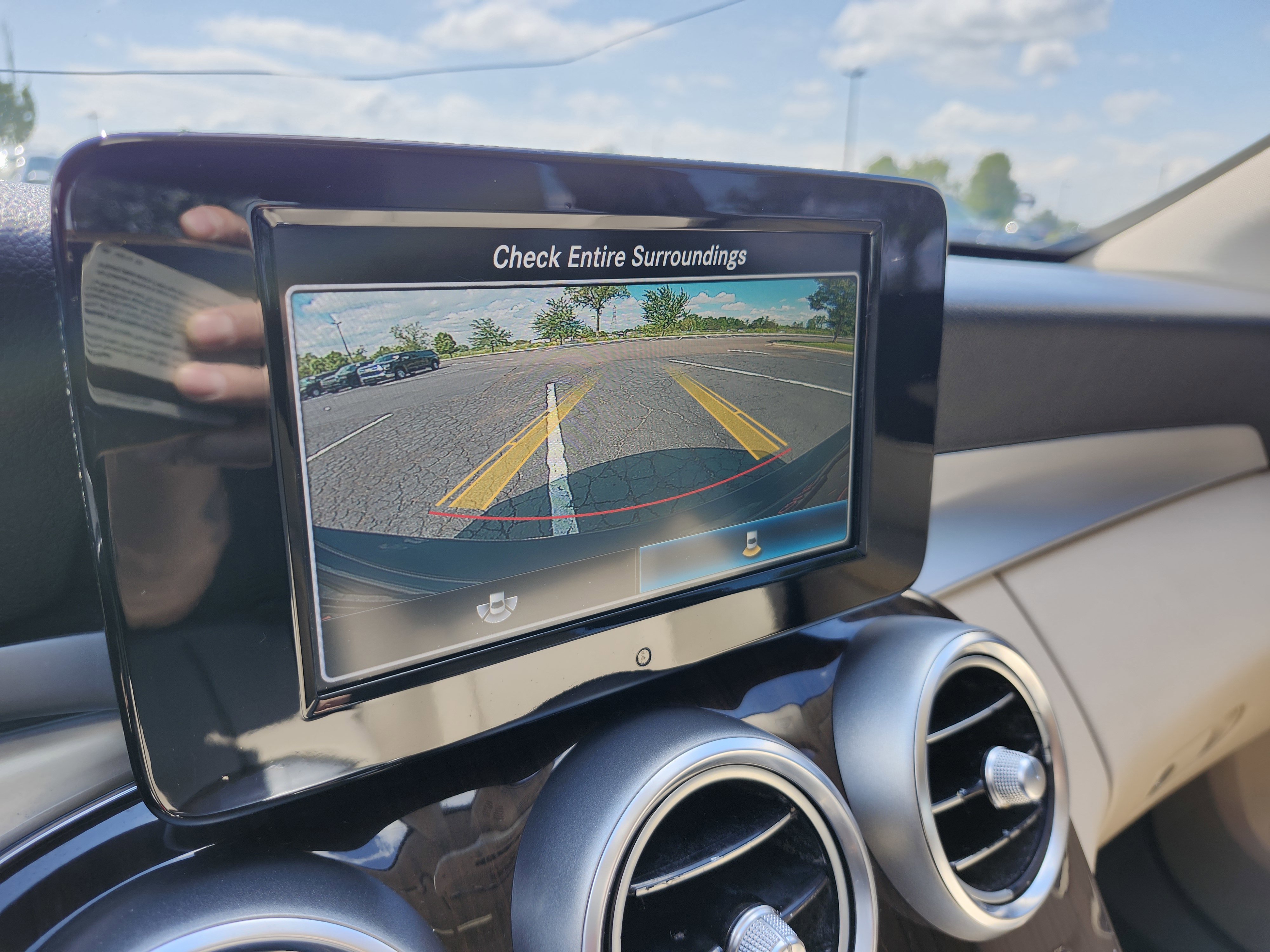 Used 2019 Mercedes-Benz C 300 4MATIC Sedan image 4