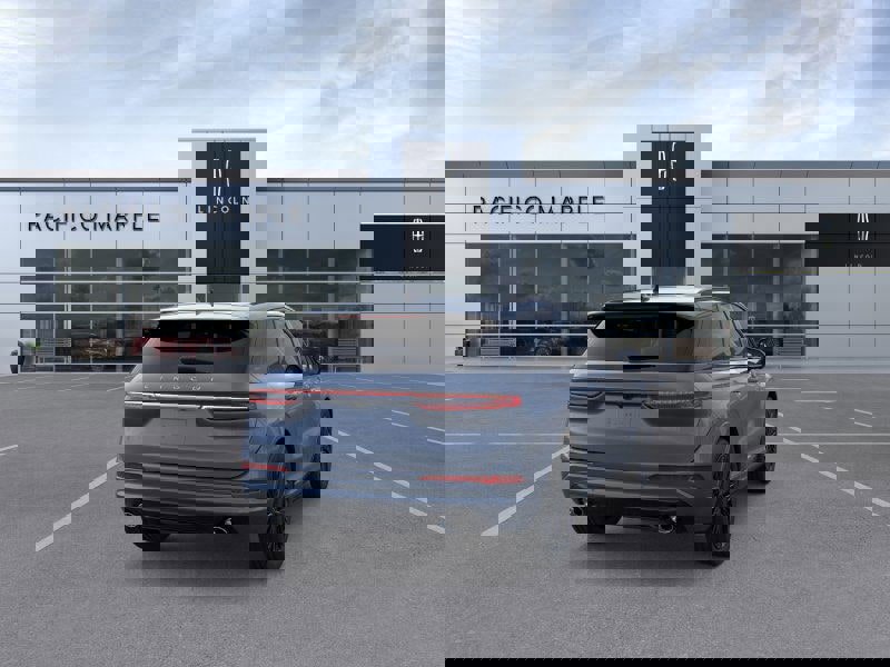 New 2026 Lincoln Corsair Premiere image 8