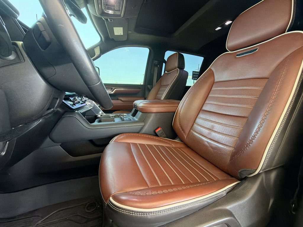 Used 2024 GMC Sierra 2500 Denali Ultimate AWD/4WD image 16