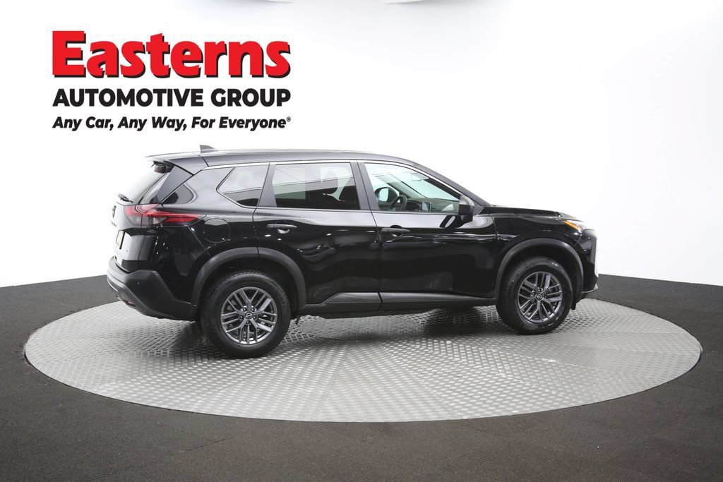 Used 2023 Nissan Rogue S AWD/4WD image 39