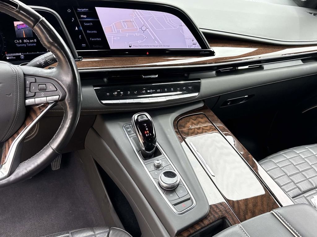 Used 2021 Cadillac Escalade Premium Luxury Platinum AWD/4WD image 9