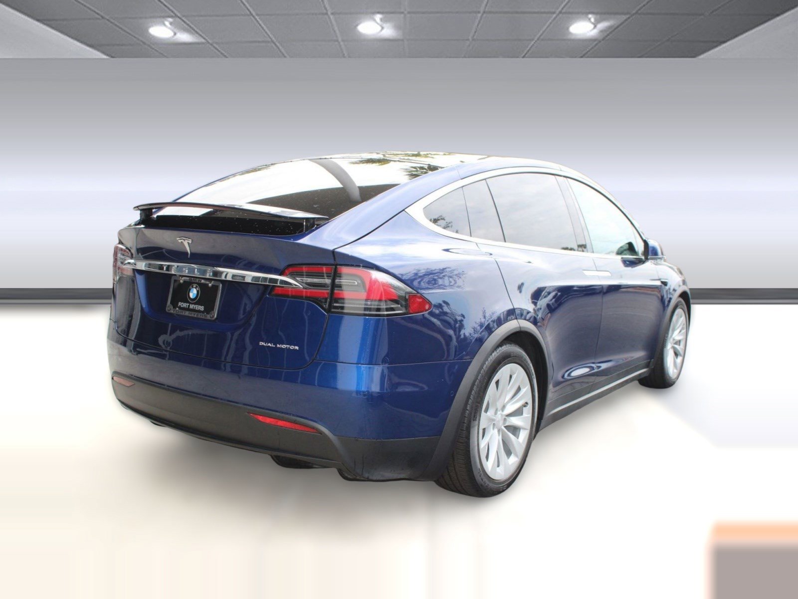 Used 2020 Tesla Model X Long Range image 9
