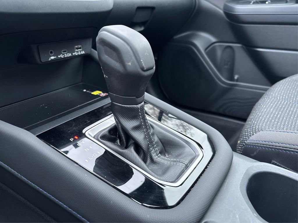 Used 2025 Subaru Forester Premium image 27