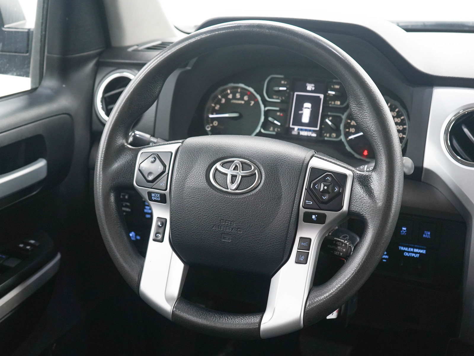 Used 2019 Toyota Tundra SR5 AWD/4WD image 17