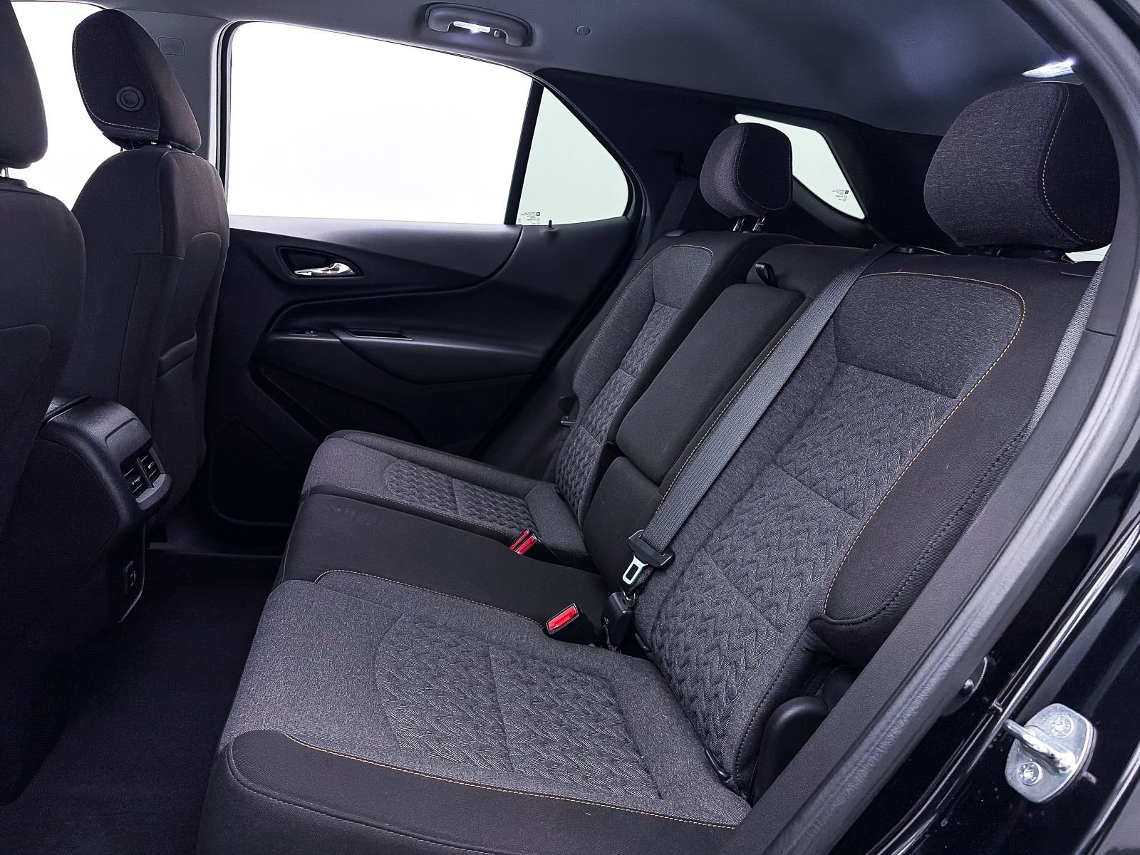 Used 2023 Chevrolet Equinox LT FWD image 34
