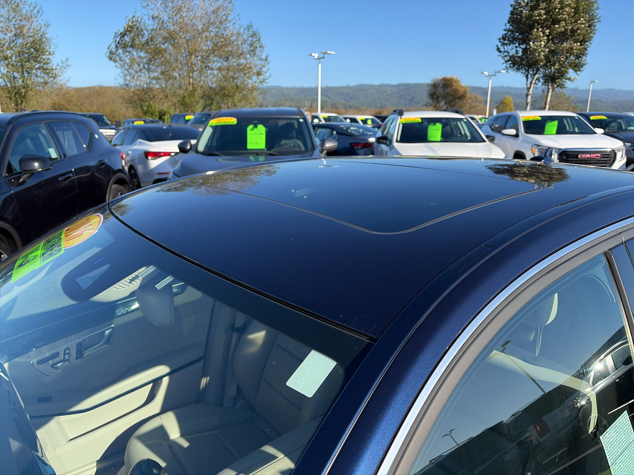 Used 2016 Mercedes-Benz E 350 4MATIC Sedan image 7