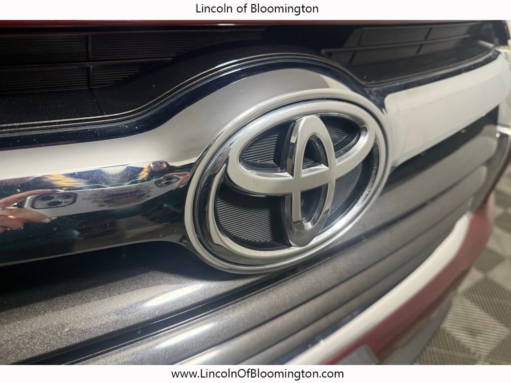Used 2015 Toyota Highlander XLE image 13
