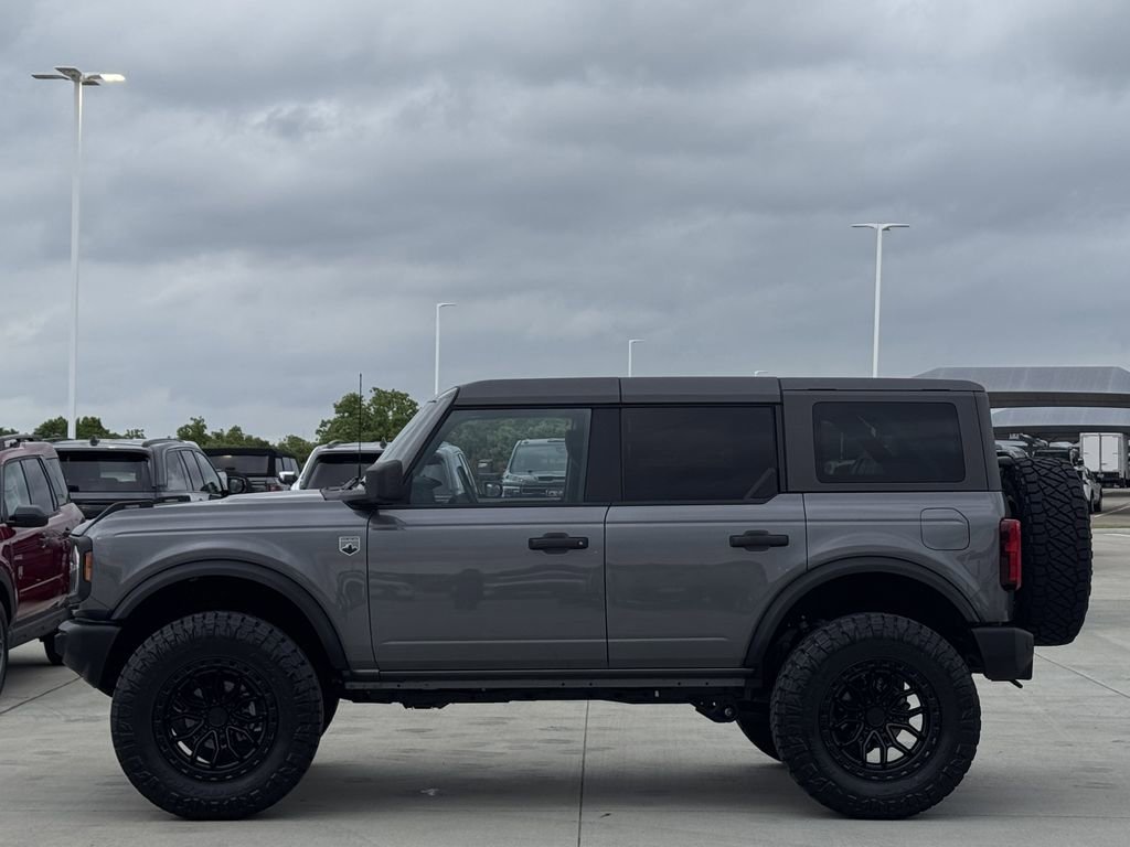 Used 2025 Ford Bronco Big Bend image 3