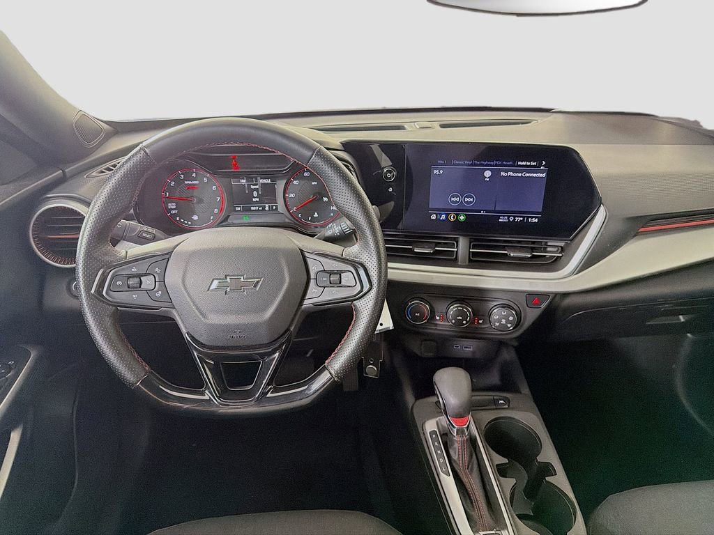 Used 2024 Chevrolet Trax RS w/ Driver Confidence Package image 24