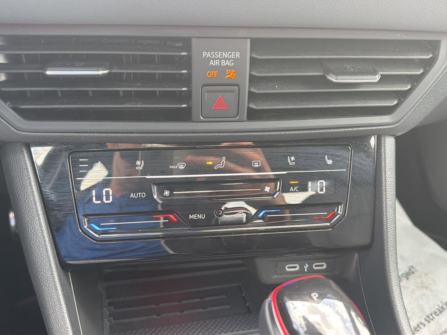 Used 2025 Volkswagen Jetta GLI Autobahn FWD image 17