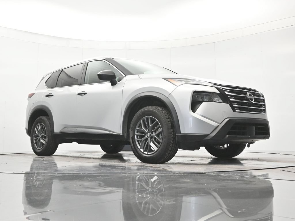 Used 2024 Nissan Rogue S FWD image 37