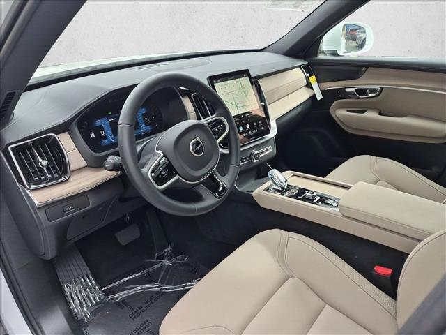 Used 2026 Volvo XC90 B6 Plus w/ Protection Package Premier AWD/4WD image 9