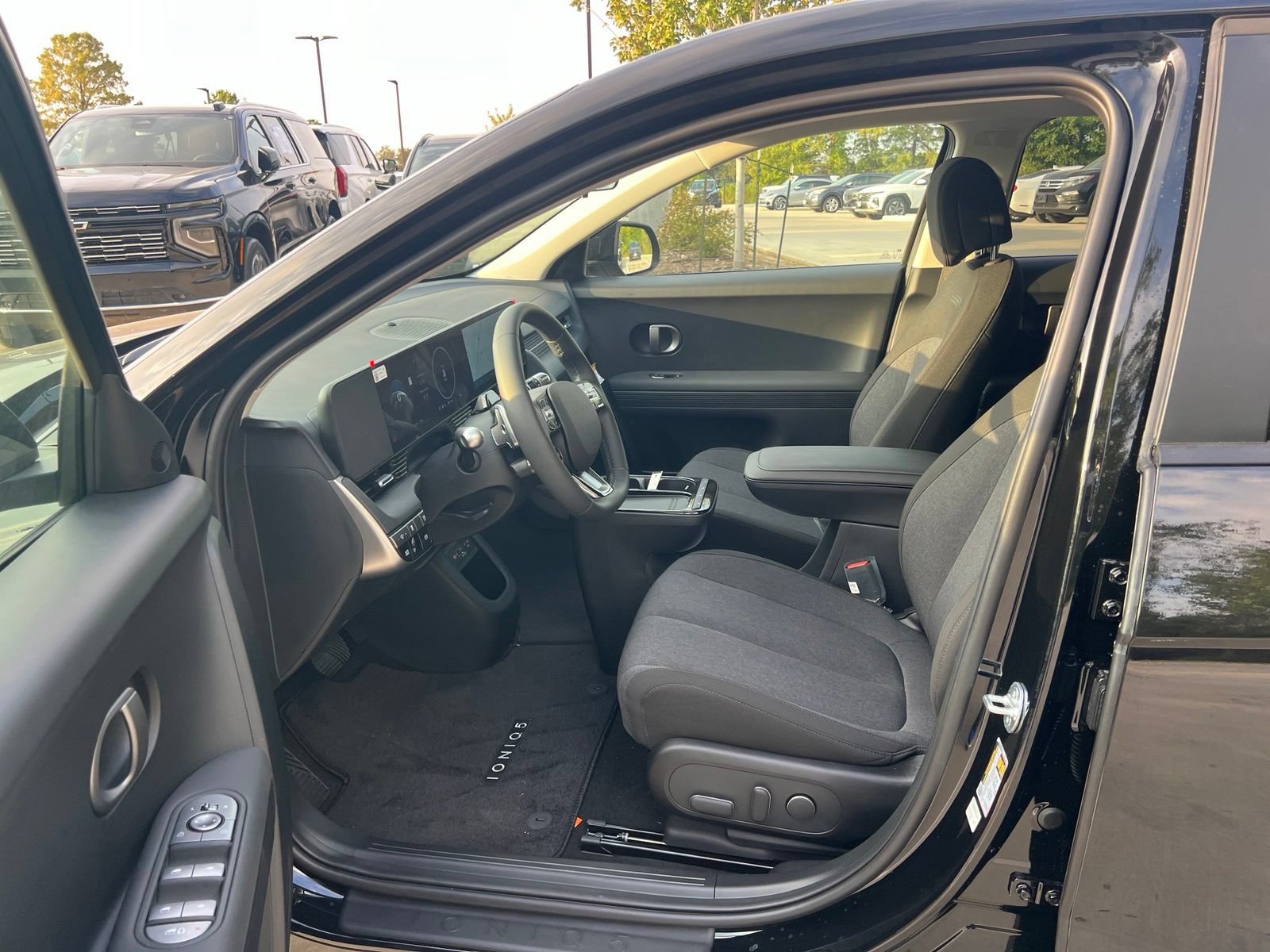 New 2027 Hyundai Ioniq 5 SE RWD image 21